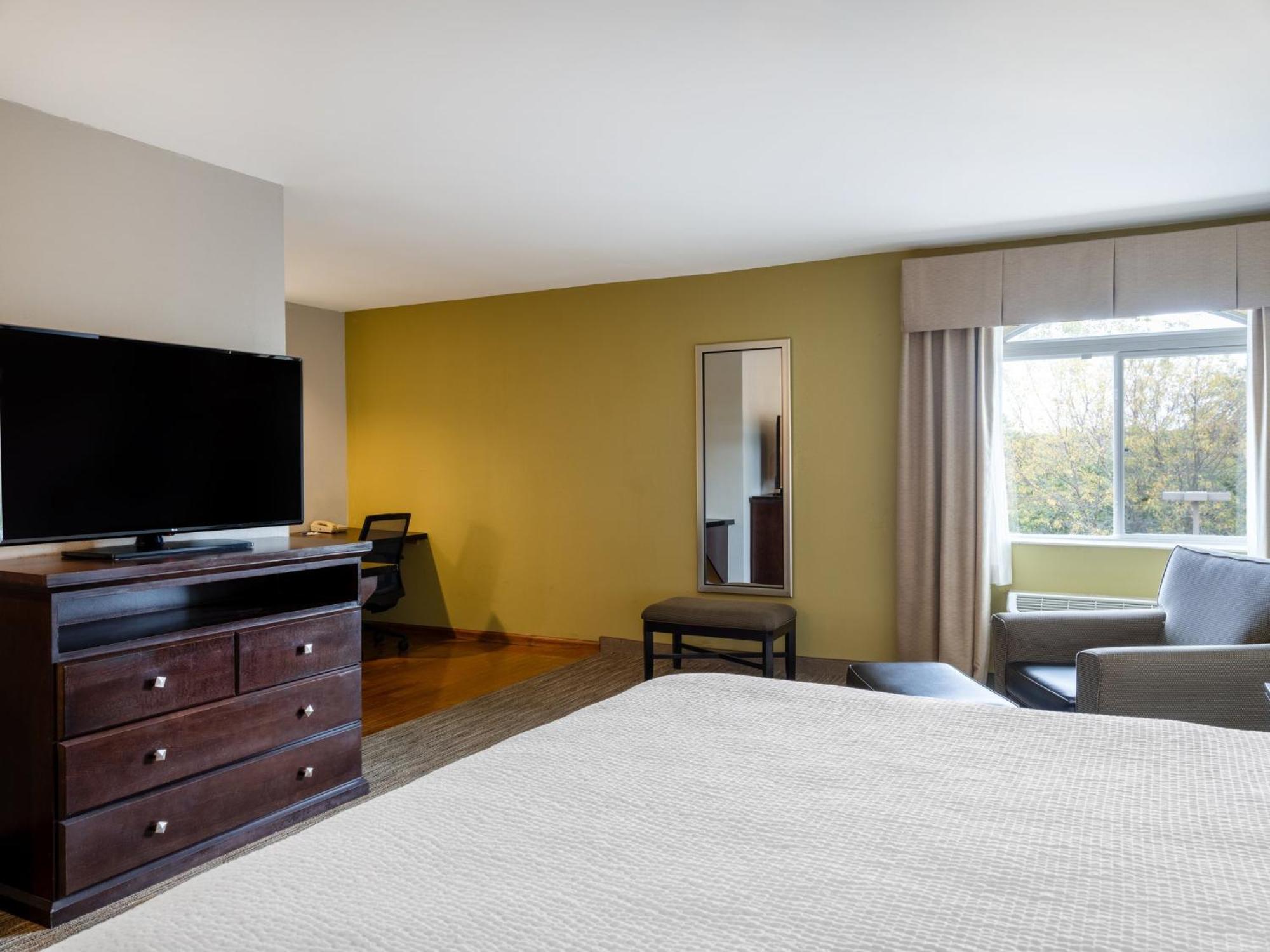 Holiday Inn Express & Suites Chicago-Libertyville By Ihg Экстерьер фото